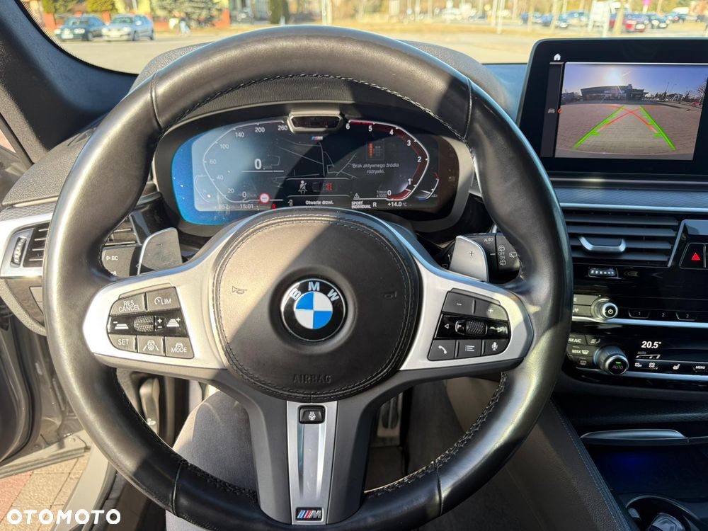 BMW Seria 5 520d M Sport Edition - 23