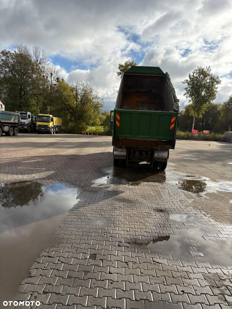 Mercedes-Benz Actros - 5