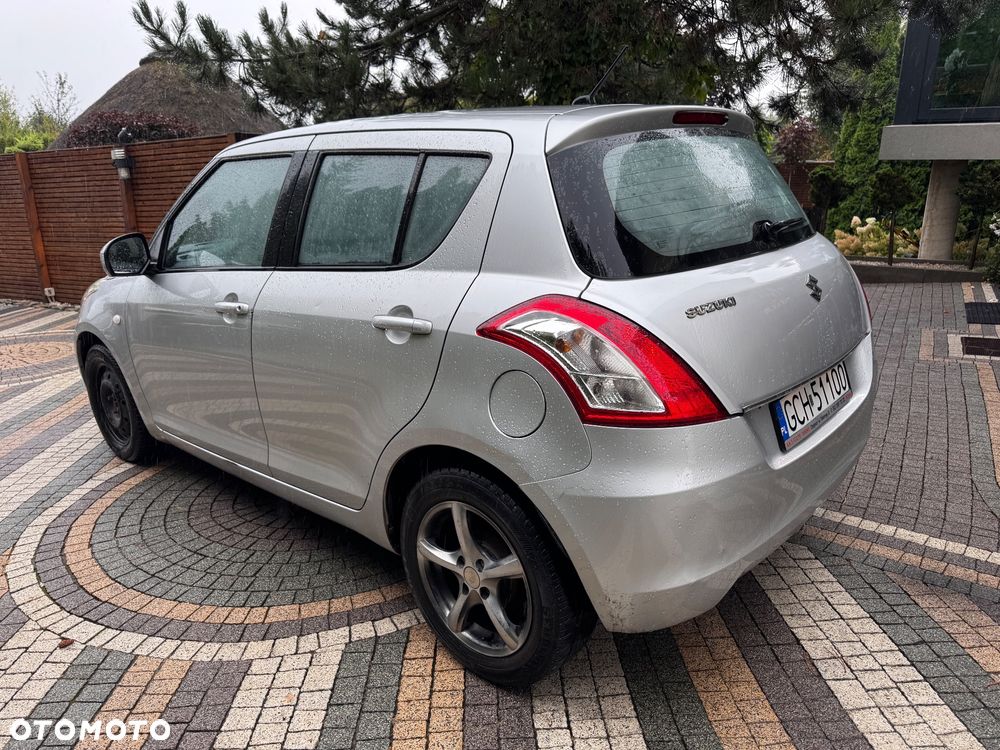 Suzuki Swift 1.3 DDiS Comfort - 4