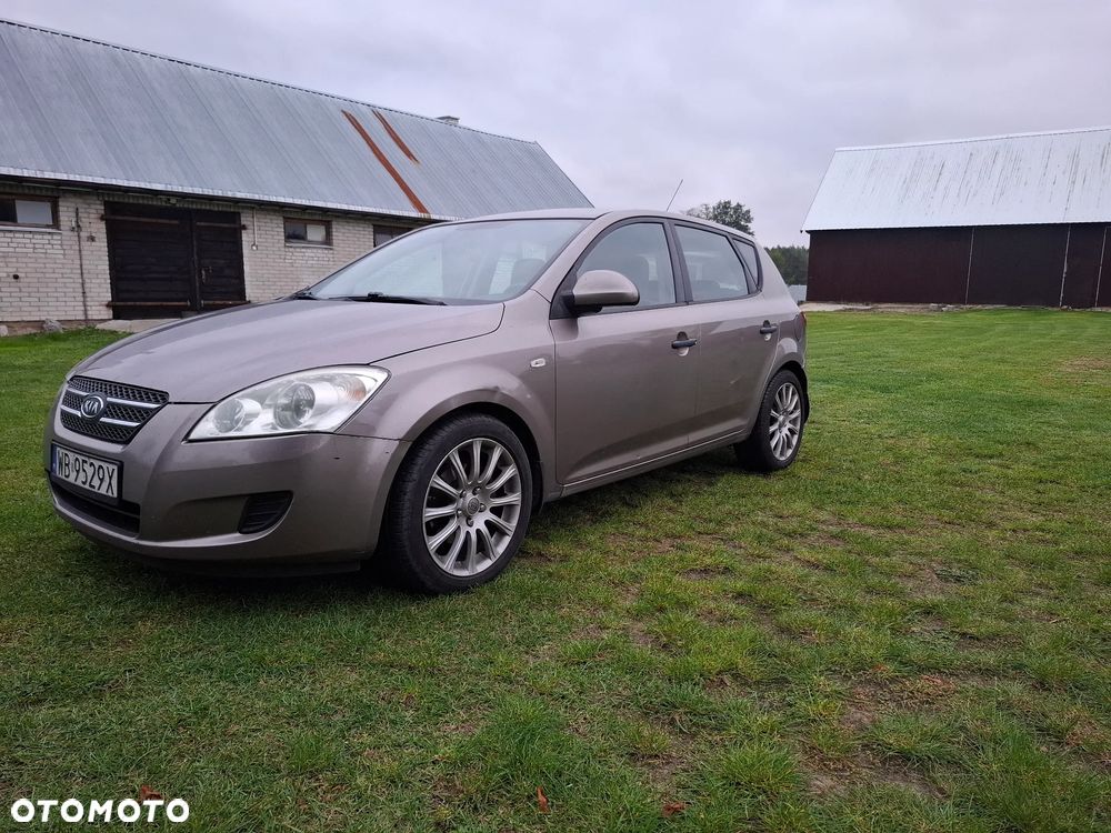 Kia Ceed Cee'd 1.6 Crdi Comfort - 8