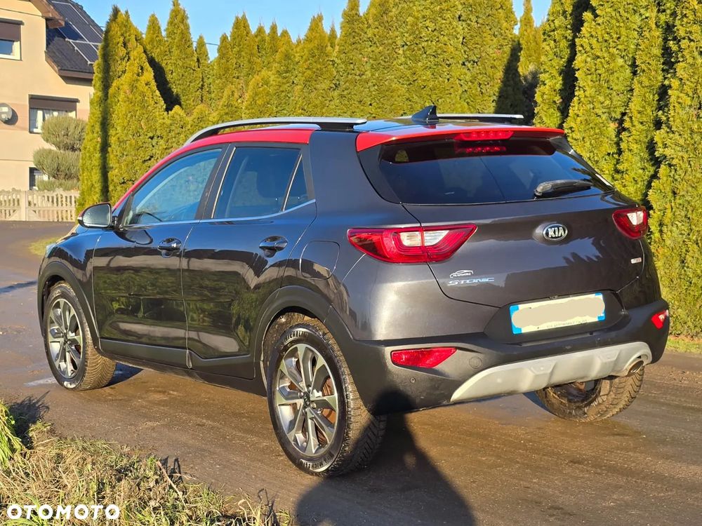 Kia Stonic - 2