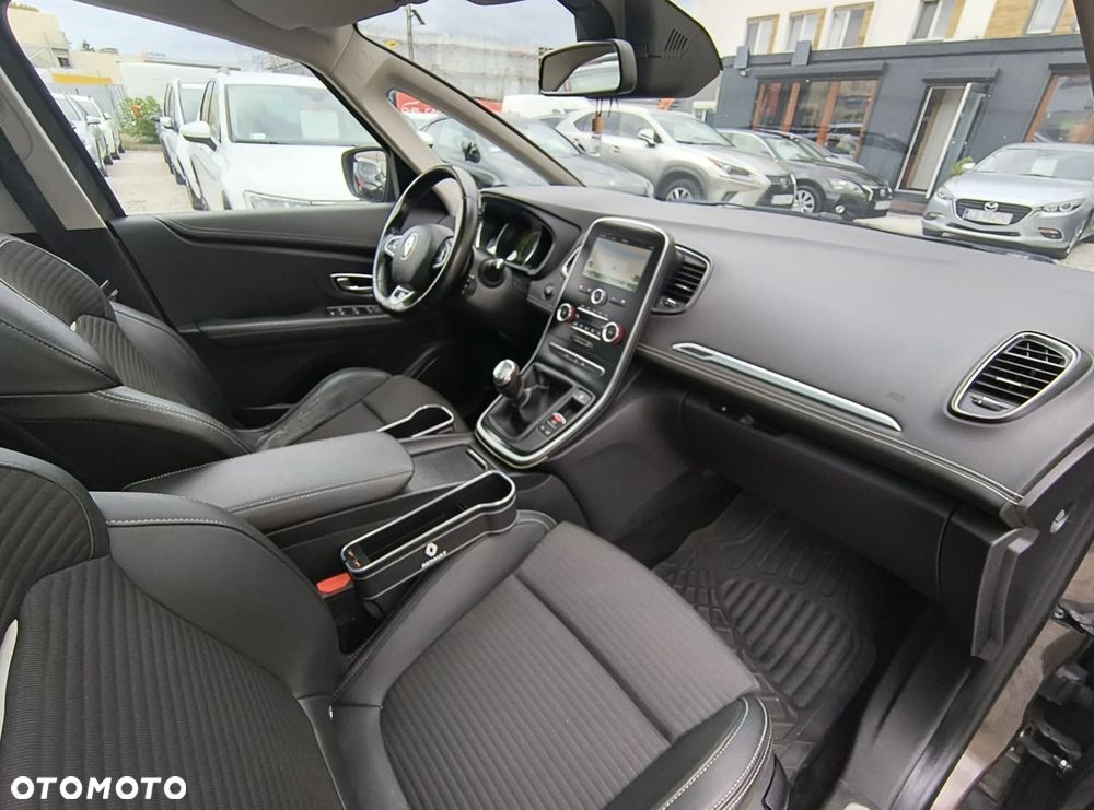 Renault Grand Scenic ENERGY TCe 130 INTENS - 24