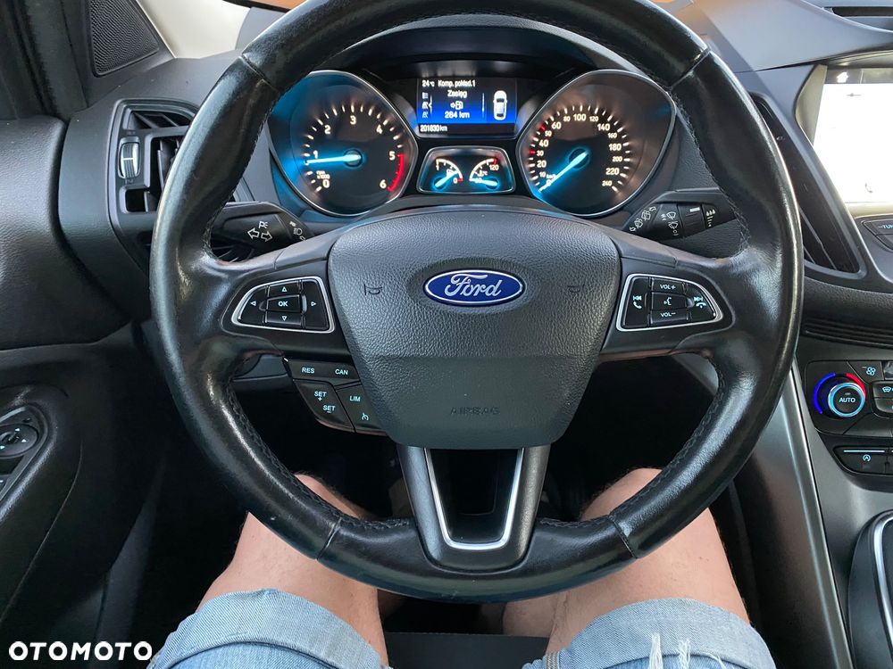 Ford Kuga 1.5 TDCi 2x4 Business Edition - 10