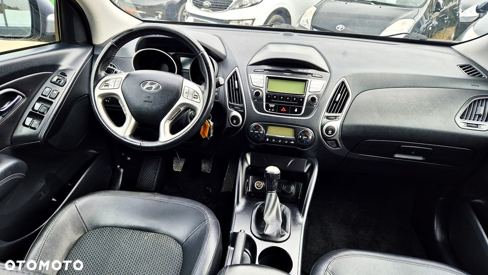 Hyundai ix35 2.0 Premium 2WD - 37