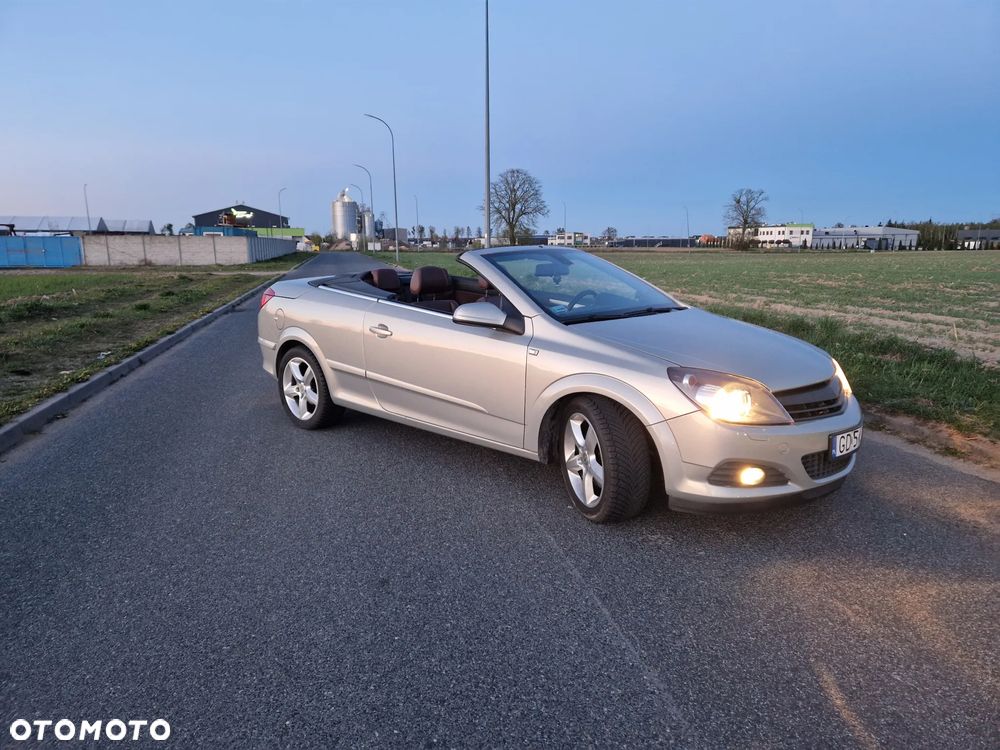 Opel Astra - 4