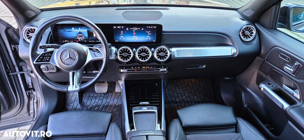 Mercedes-Benz GLB - 9