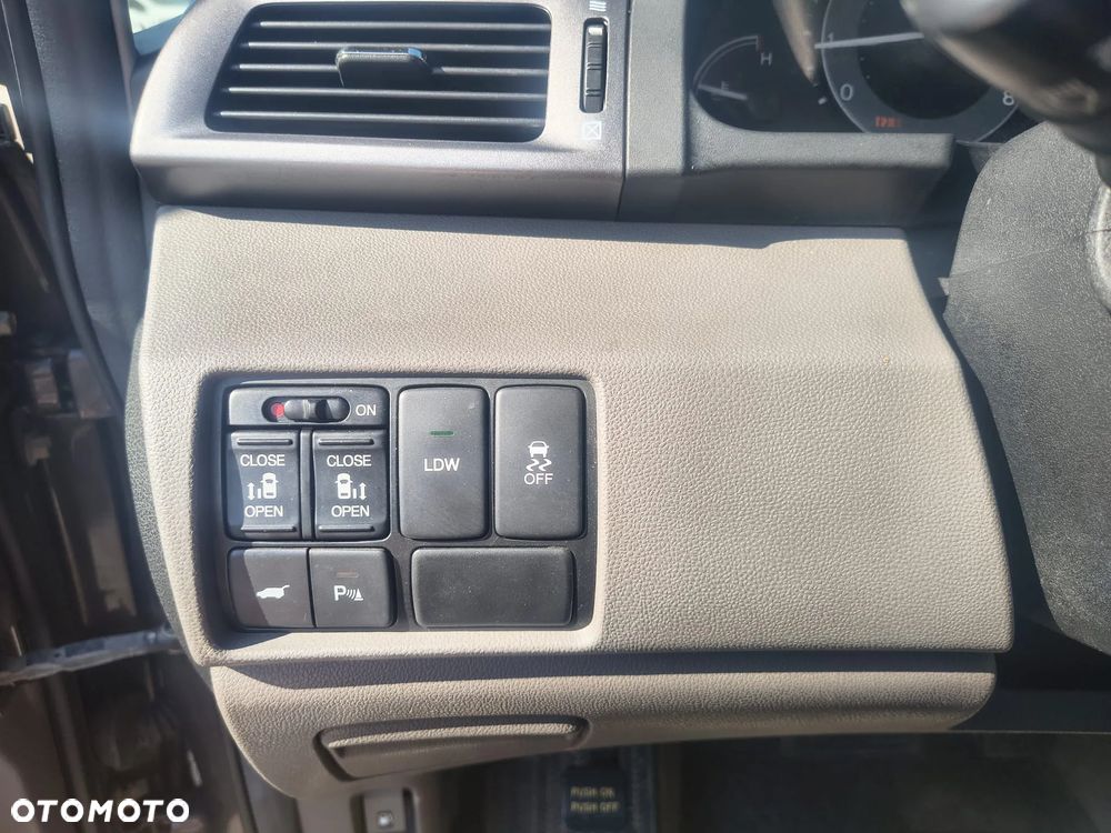 Honda Odyssey - 16