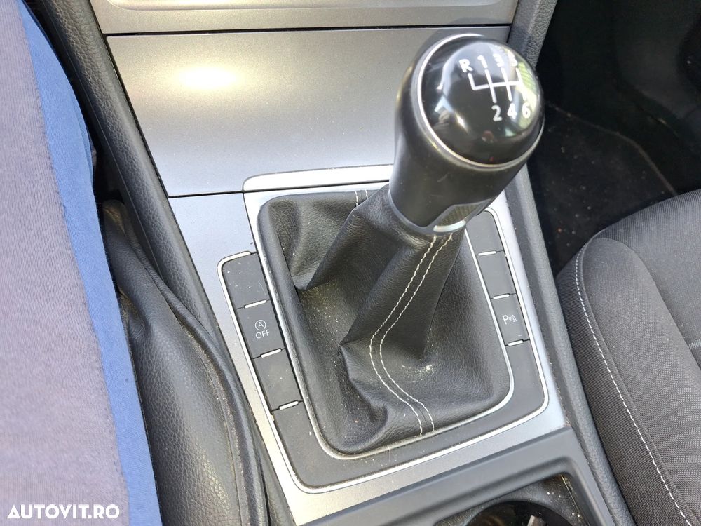 Volkswagen Golf 2.0 TDI 4Motion BlueMotion Technology Lounge - 10