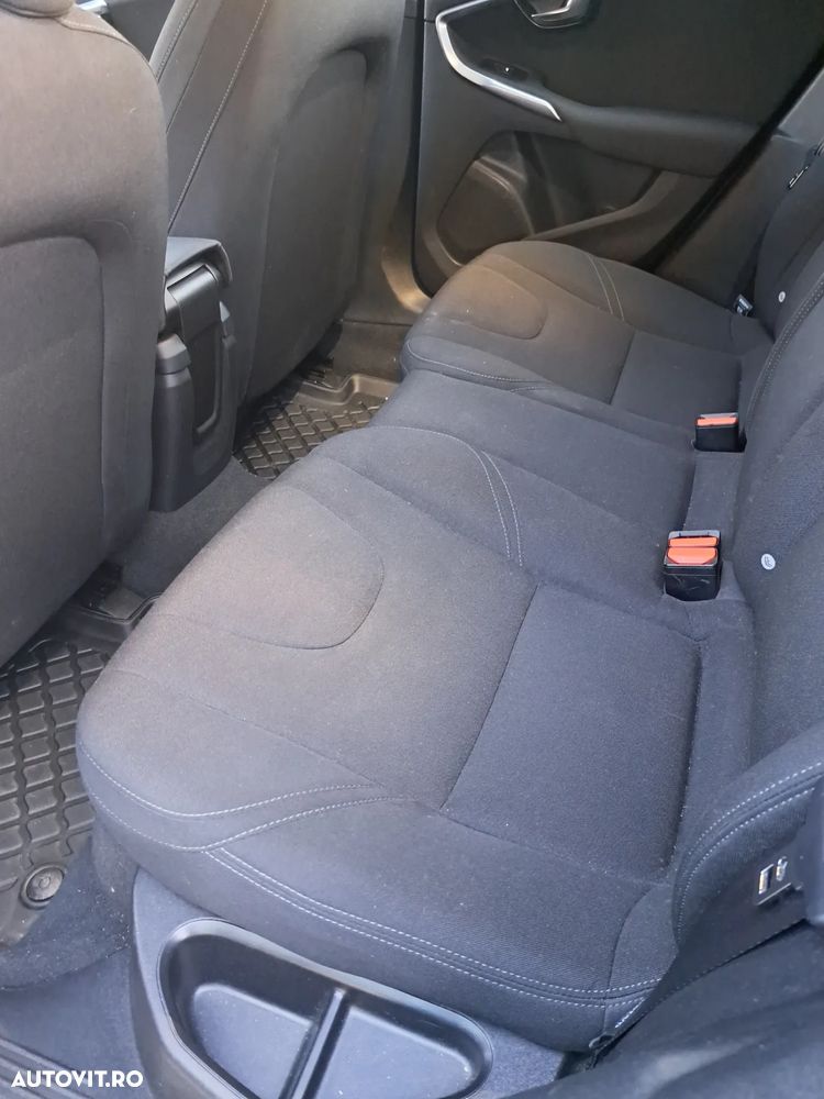 Volvo V40 D2 Kinetic - 10