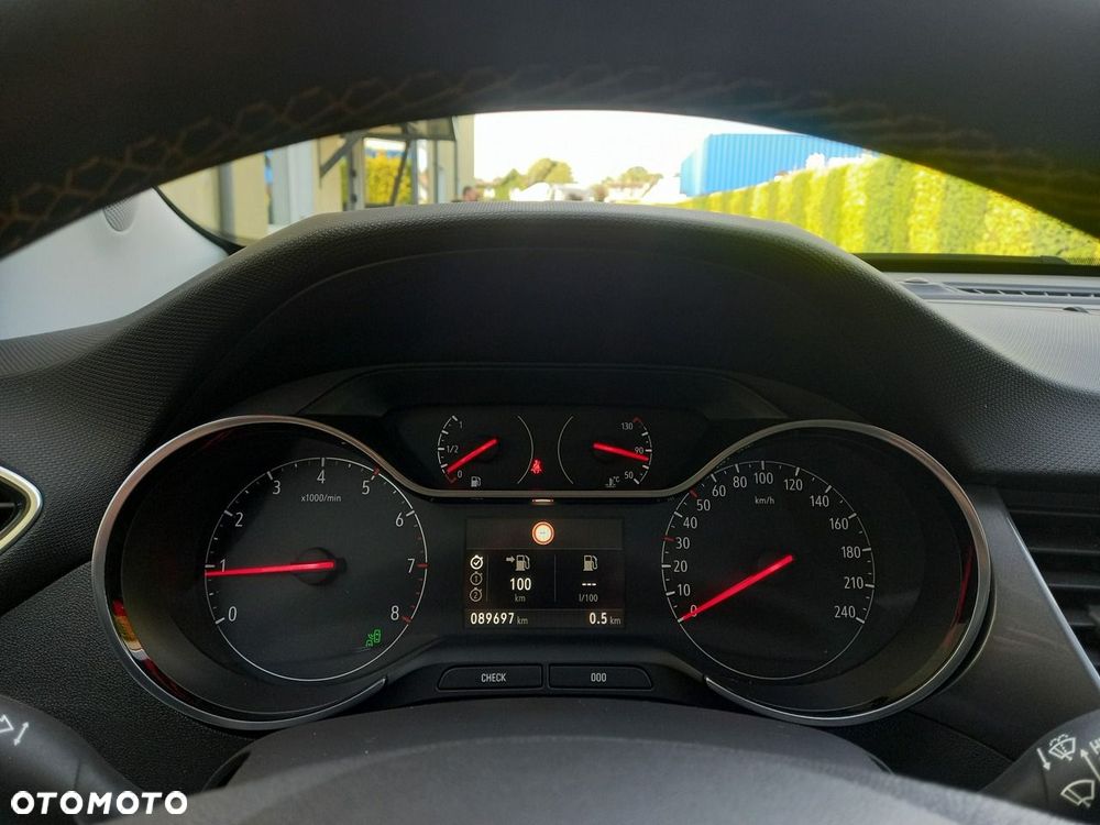 Opel Crossland X 1.2 Limited Edition - 32