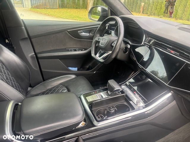 Audi Q8 - 19