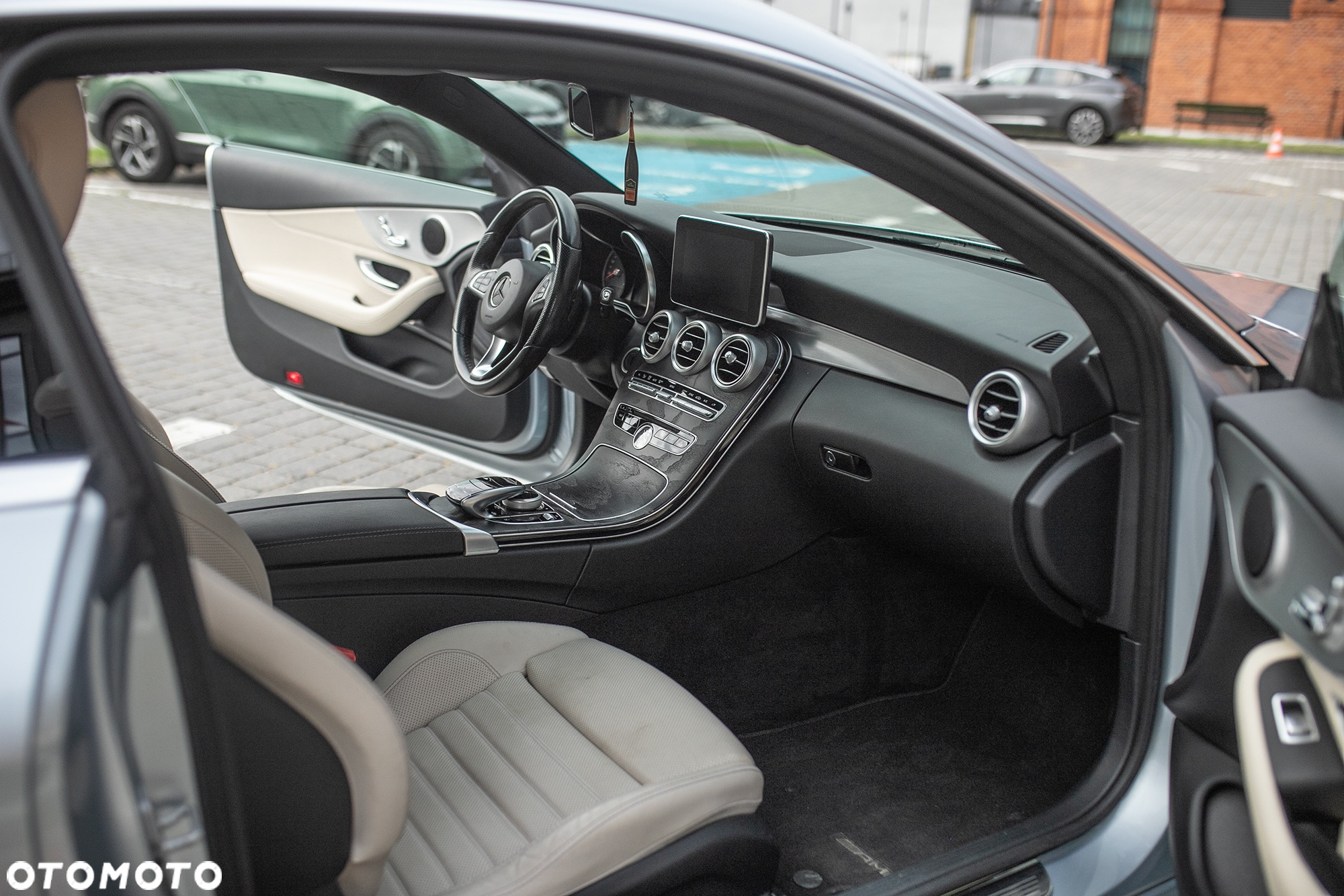 Mercedes-Benz Klasa C 300 Coupe 7G-TRONIC AMG Line - 14