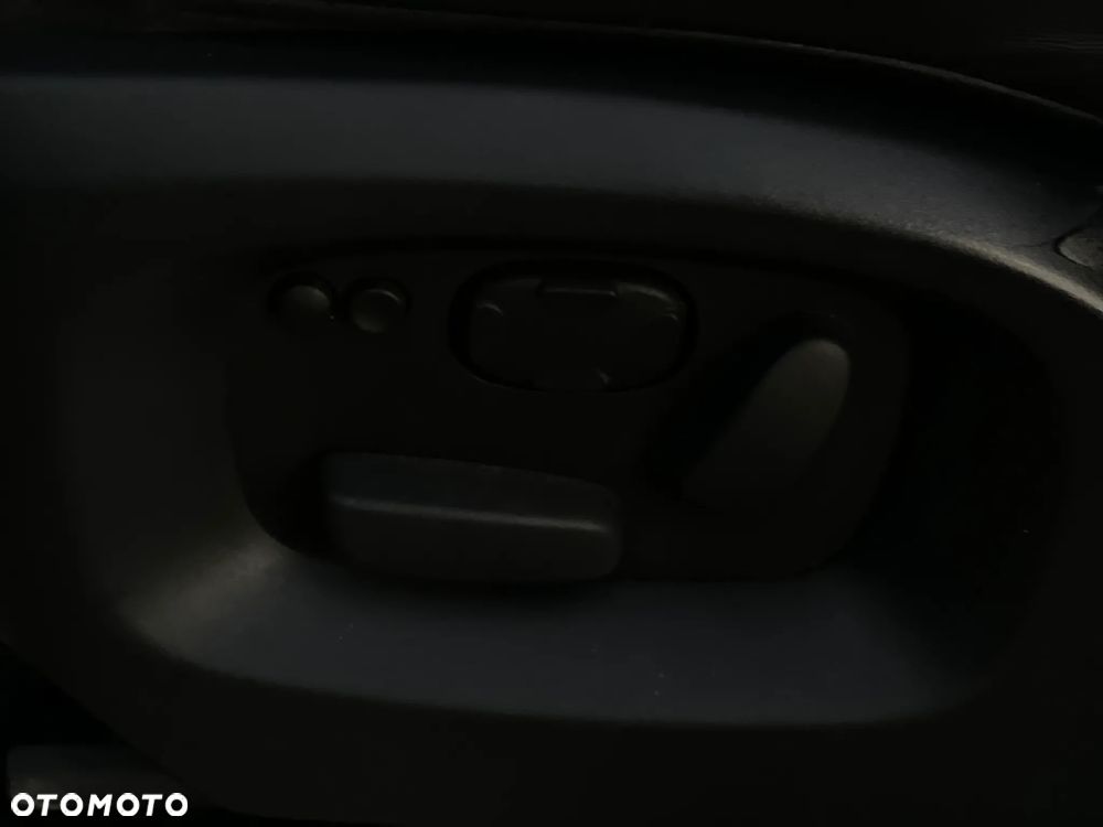 Land Rover Range Rover - 16