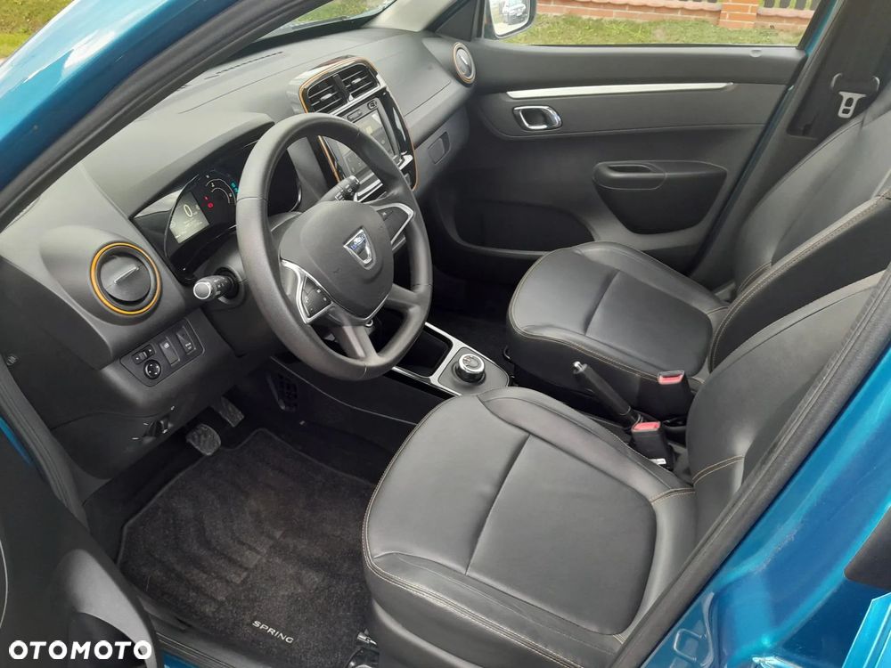 Dacia Spring - 11