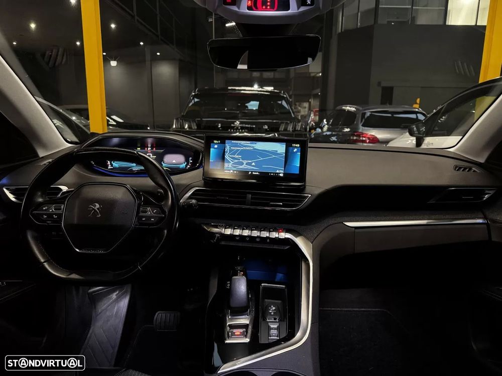 Peugeot 3008 1.6 Hybrid Allure Pack e-EAT8 - 17