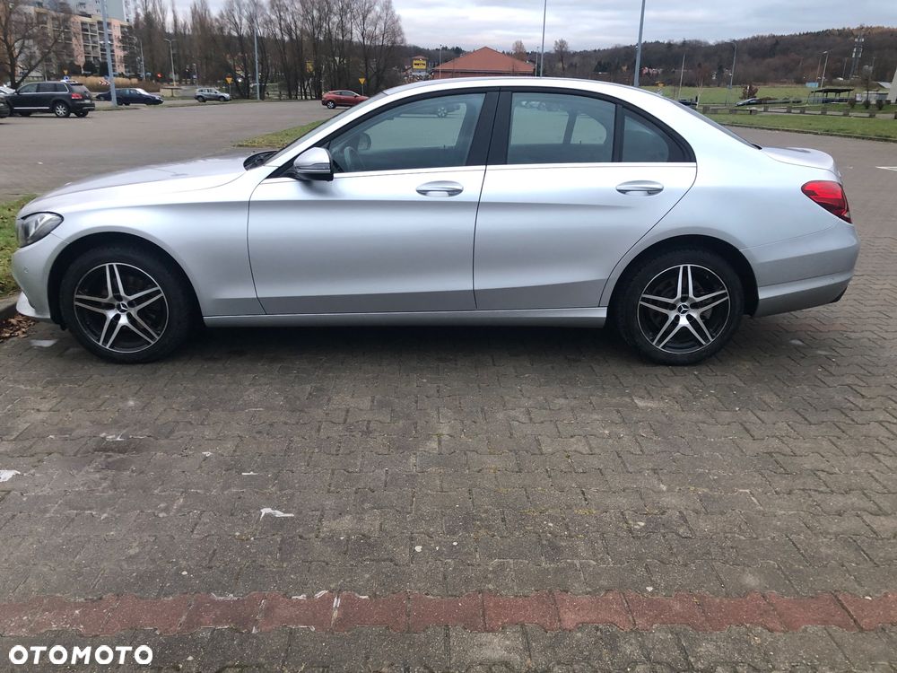 Mercedes-Benz Klasa C 180 (BlueTEC) d 7G-TRONIC - 7