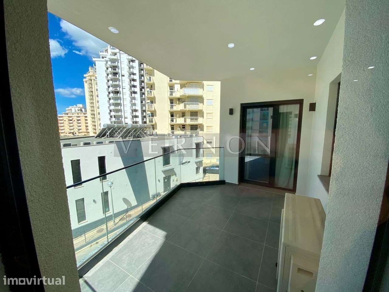 Algarve para venda, Apartamento T2 novos com garagem a 300m da Praia d - Grande imagem: 4/27