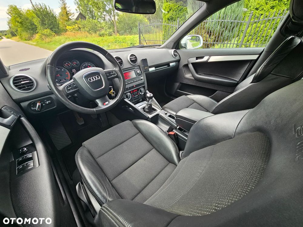 Audi A3 Sportback 2.0 TDI DPF S line Sportpaket - 14