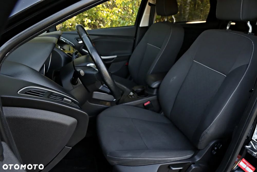 Ford Focus 1.0 EcoBoost Active - 28