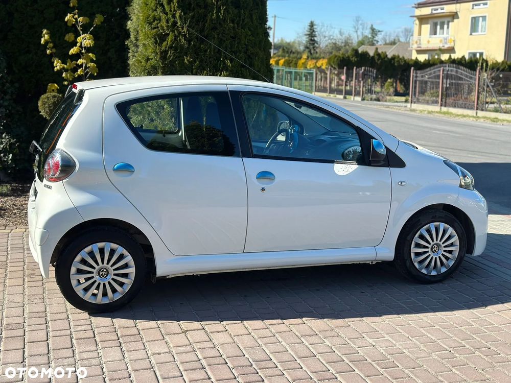 Toyota Aygo 1.0 VVT-i - 12