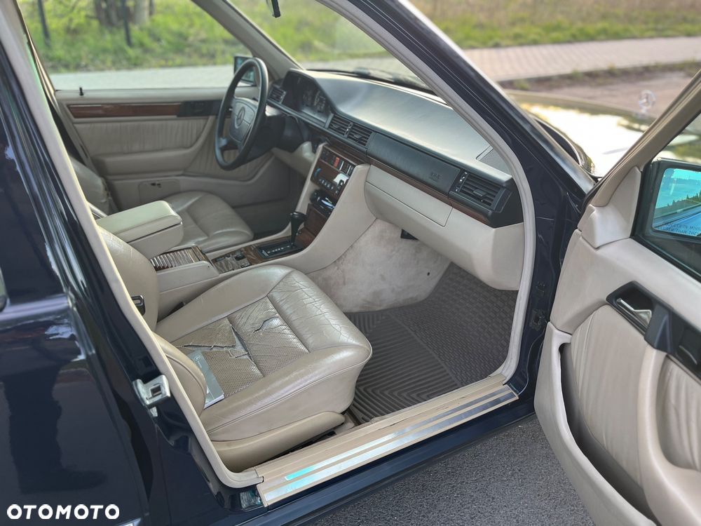 Mercedes-Benz W124 (1984-1993) - 13
