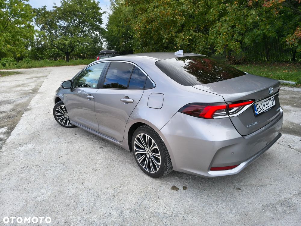 Toyota Corolla 1.8 Hybrid Comfort - 12