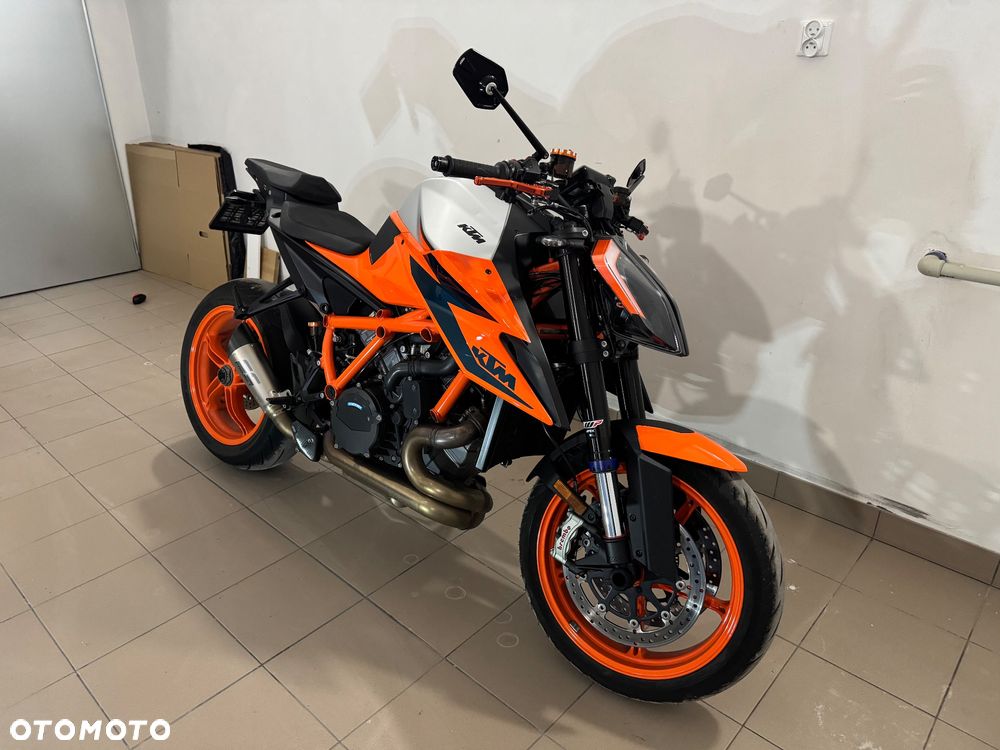 KTM Super Duke - 14
