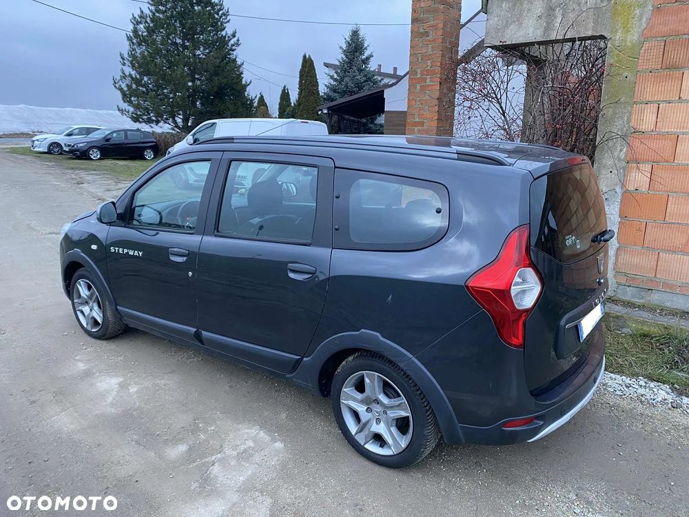 Dacia Lodgy 1.5 Blue dCi Stepway S&S EU6d - 32