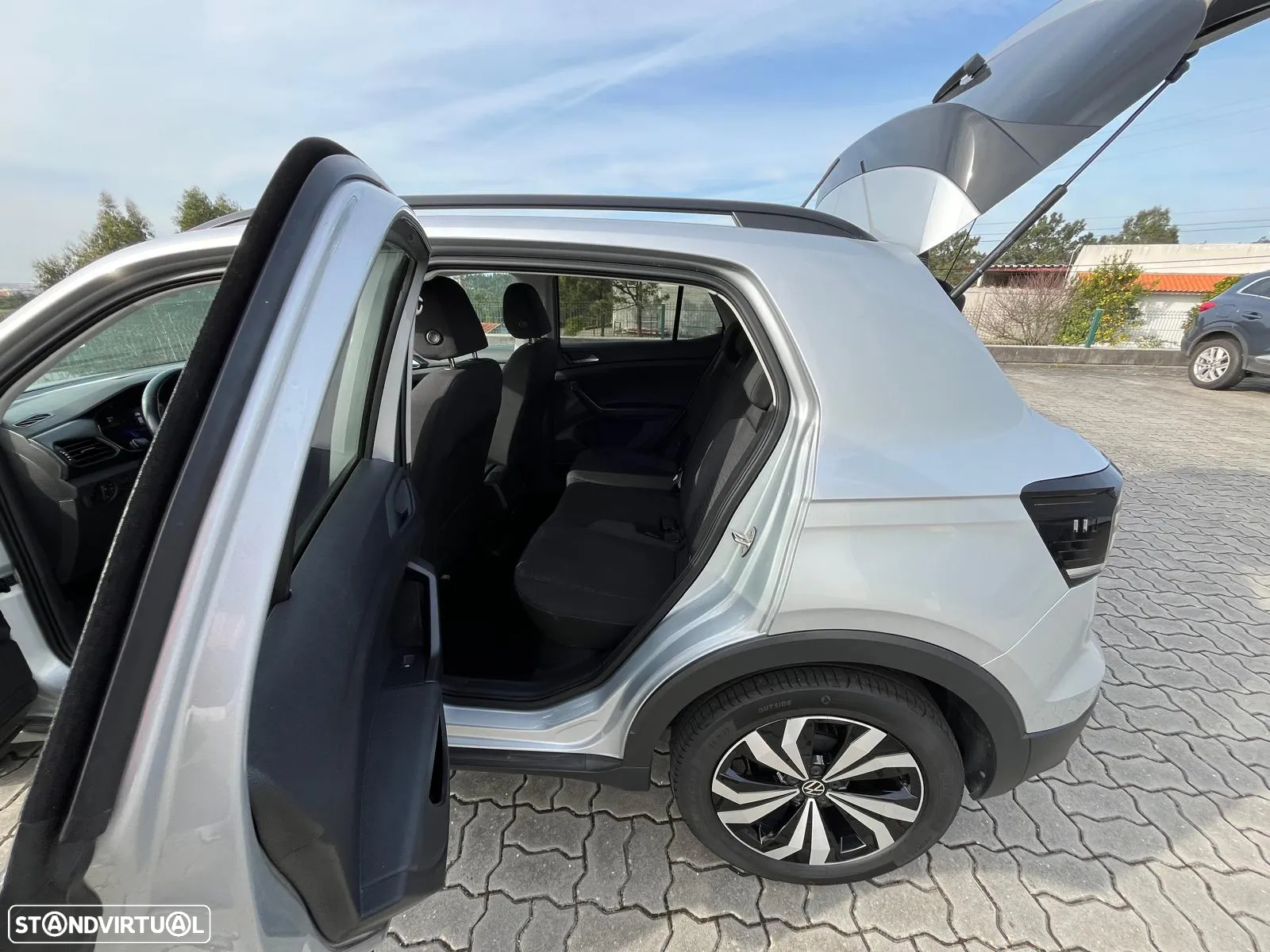 VW T-Cross 1.0 TSI Life - 11