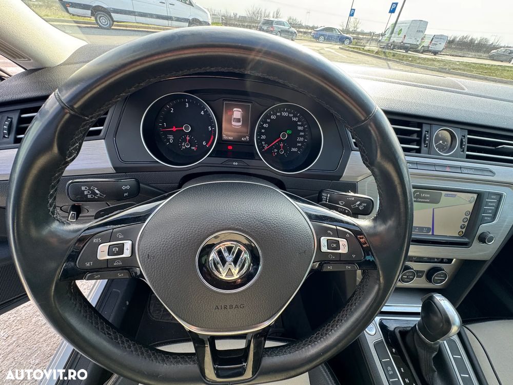 Volkswagen Passat - 7