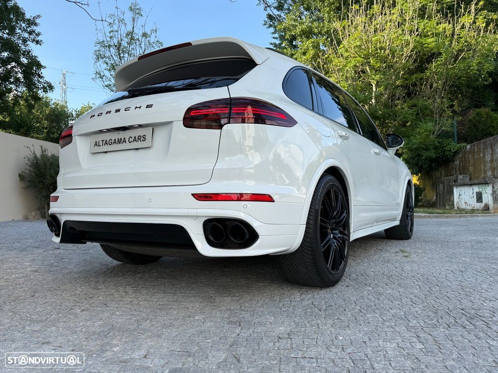 Porsche Cayenne S Tiptronic S - 16