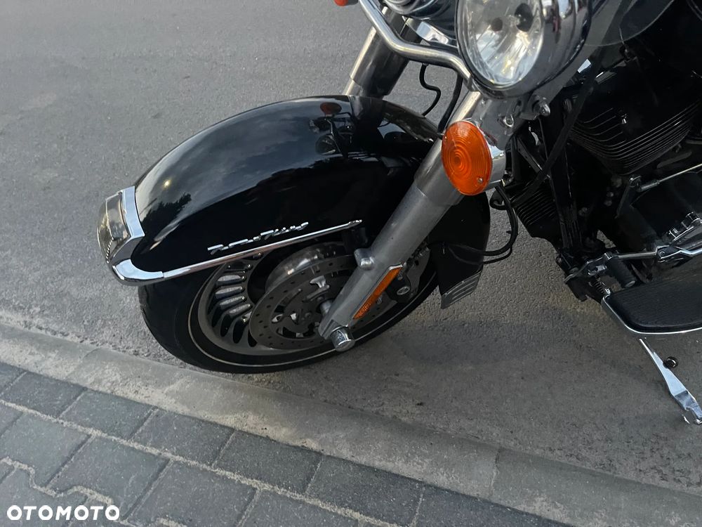 Harley-Davidson Touring Road King - 9