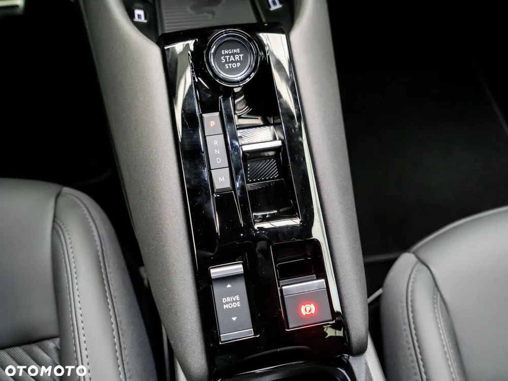 Alfa Romeo Junior 1.2 mHEV Ibrida Speciale eDCT - 24