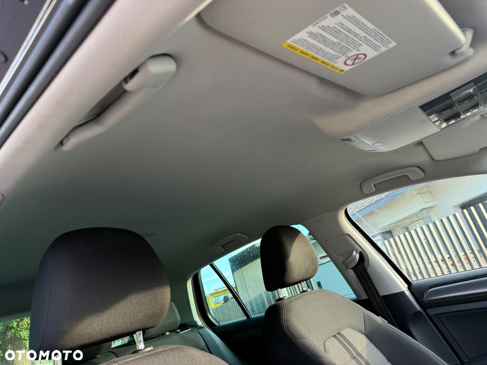 Volkswagen Golf 1.2 TSI Comfortline DSG - 25