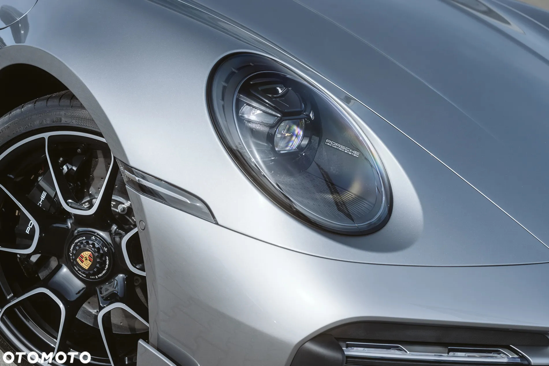 Porsche 911 Turbo S - 8