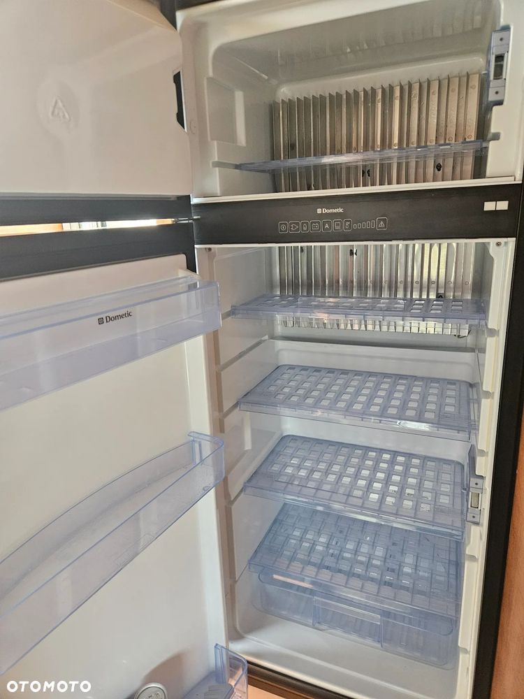 Carthago CHIC C-LINE I 4.2 - 18