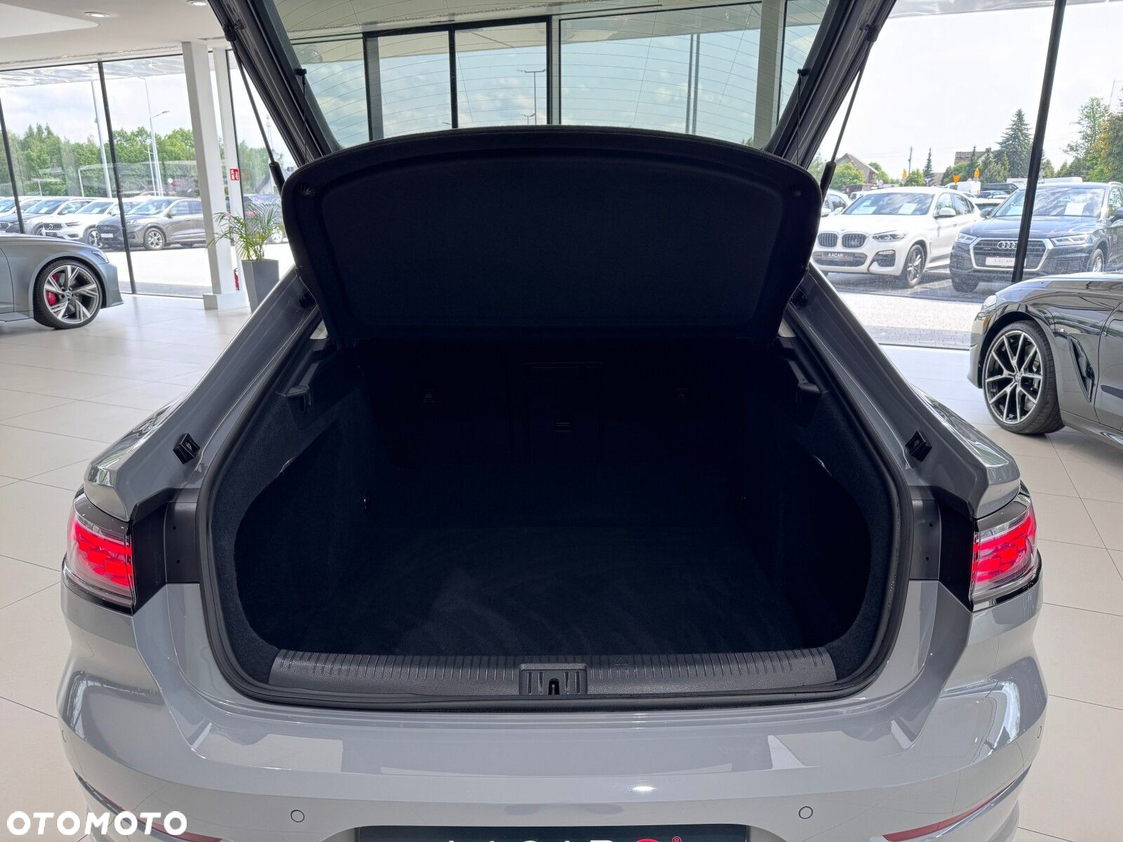 Volkswagen Arteon 2.0 TDI Elegance DSG - 17