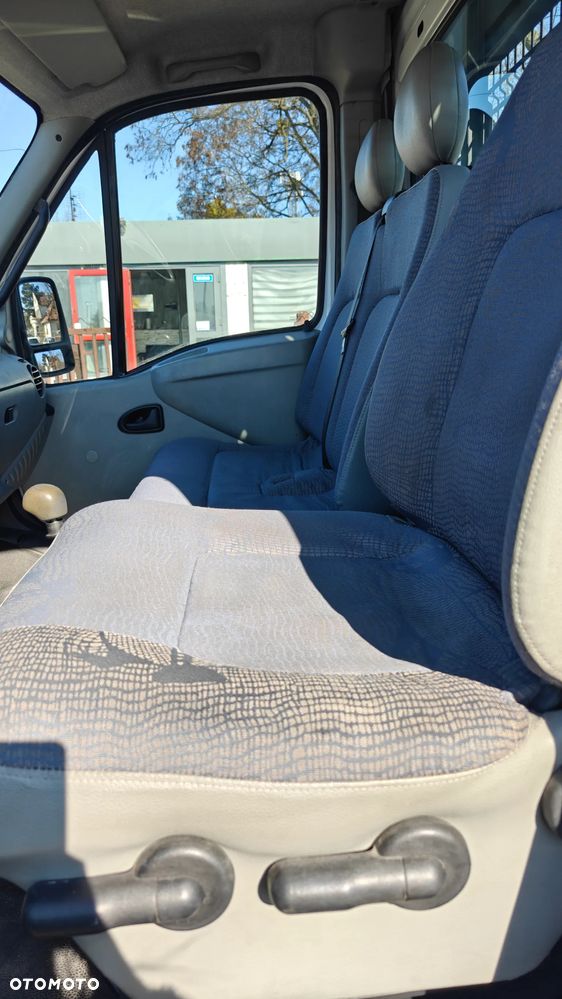 Renault Mascott - 12