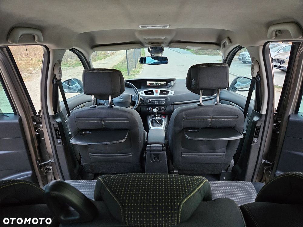 Renault Grand Scenic 1.6 16V 110 Dynamique - 11