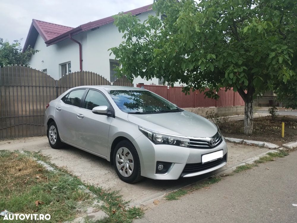 Toyota Corolla 1.6 Valvematic Sol - 1