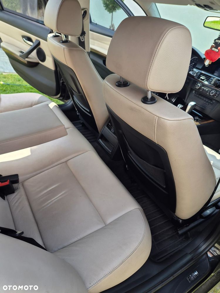 BMW Seria 3 318i - 16