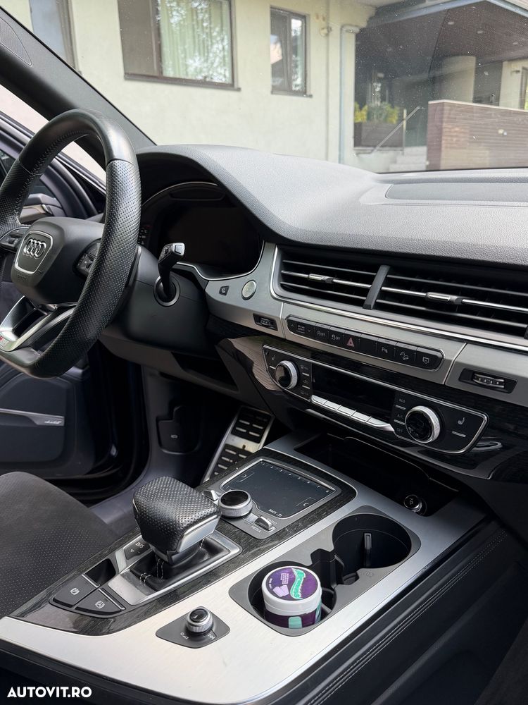 AUDI Q7 2019 — imagine 8