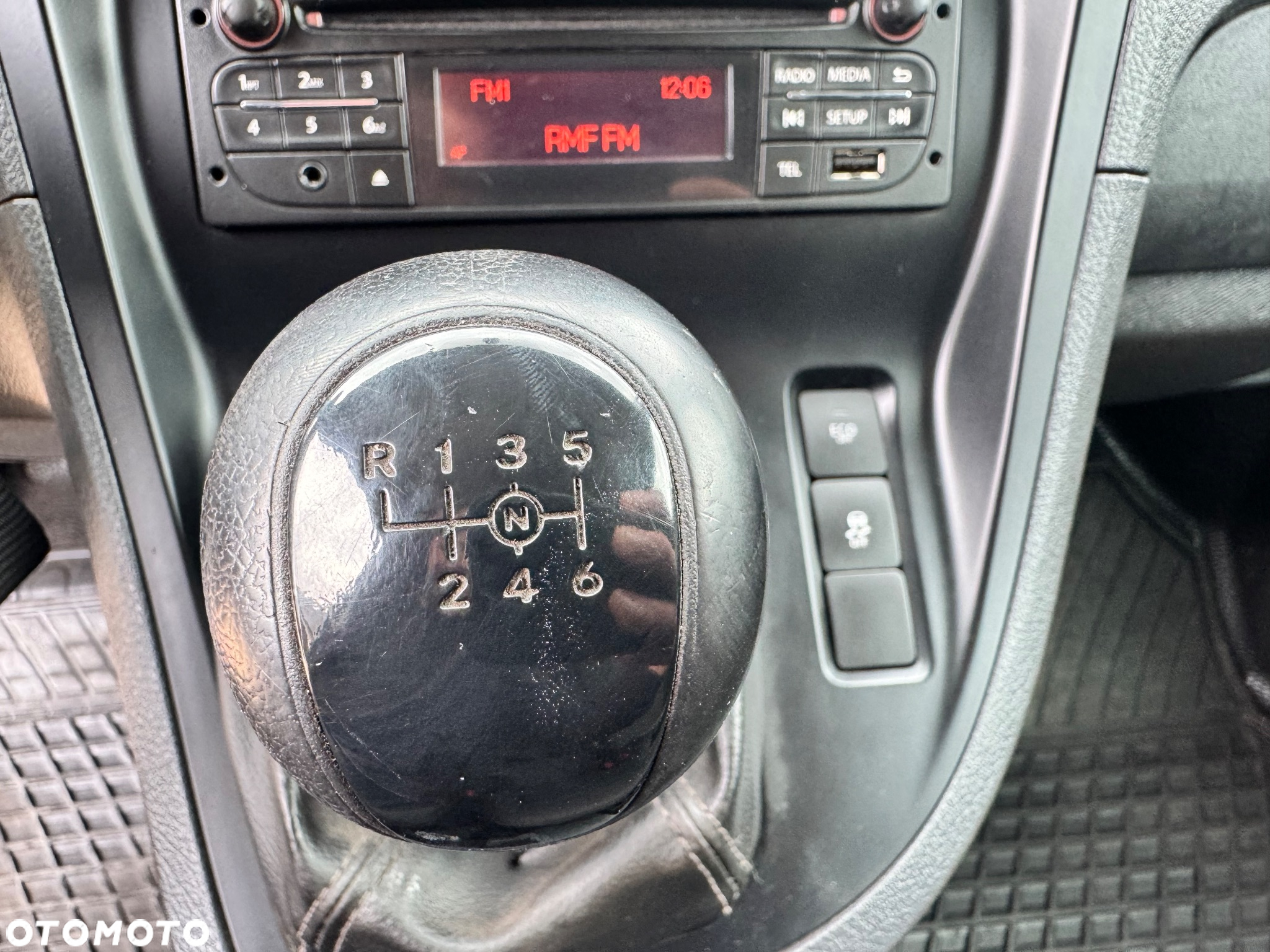 Mercedes-Benz CITAN - 21