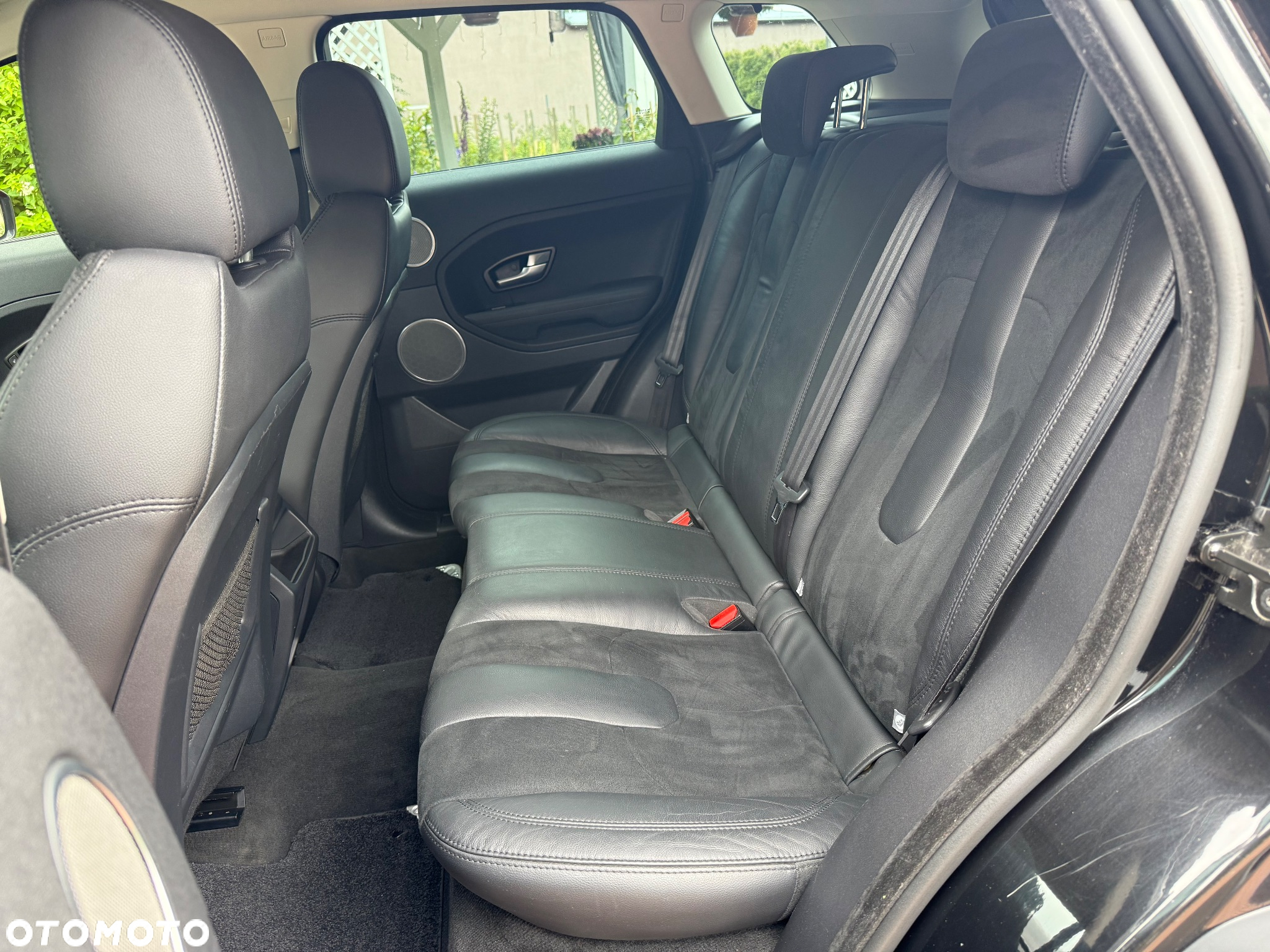 Land Rover Range Rover Evoque - 11