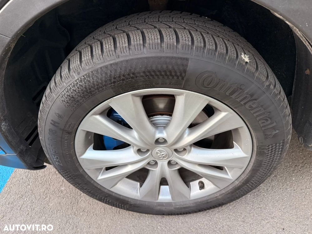 Toyota RAV4 2.2L D-CAT A/T Executive - 11