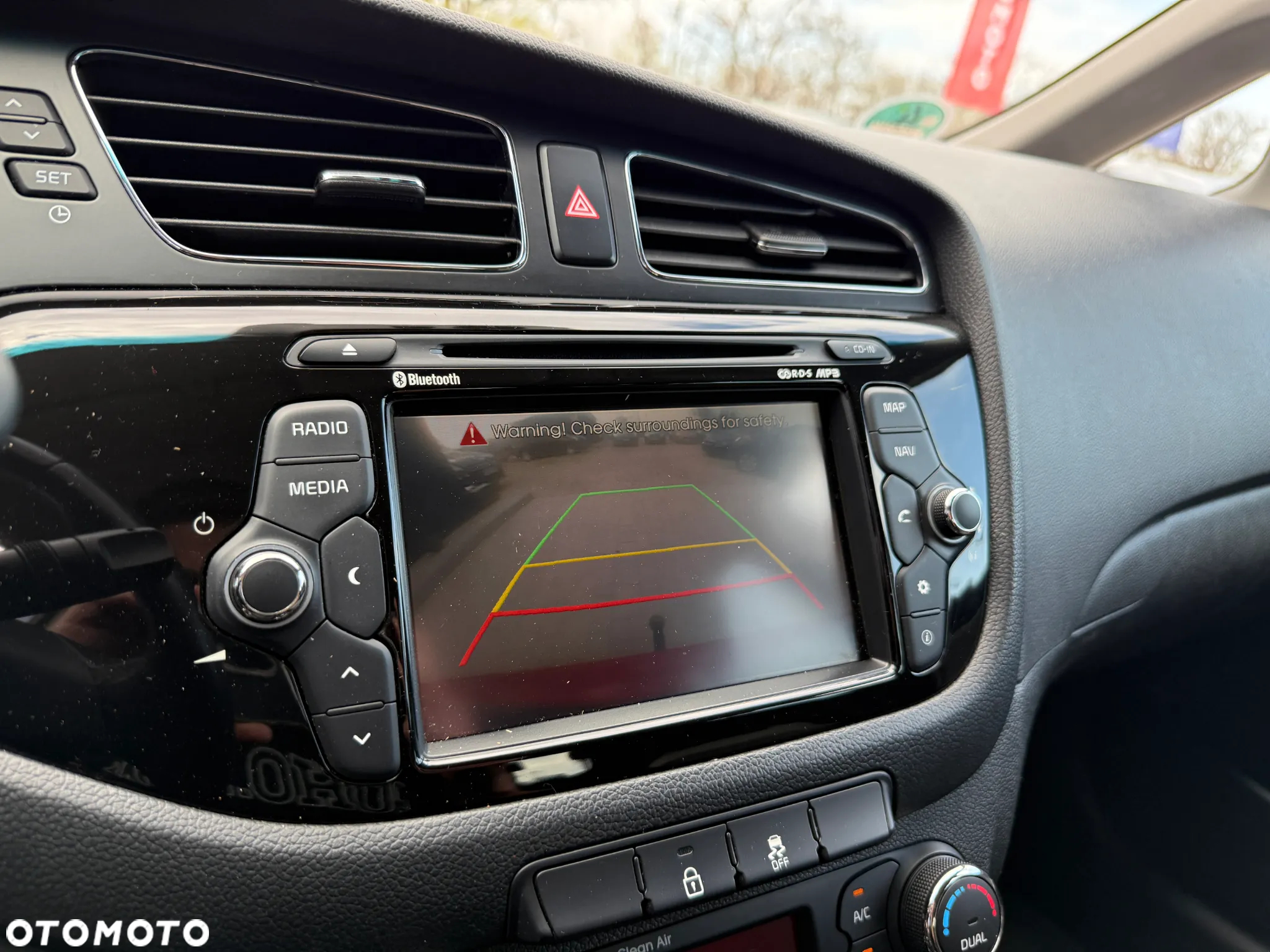 Kia Ceed 1.6 CRDi SCR L - 31