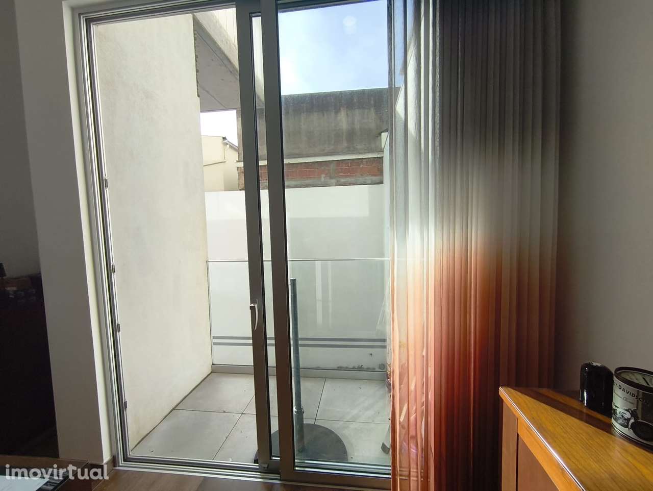 Loja comercial localizada na primeira linha da Praia da Barra - Grande imagem: 5/20