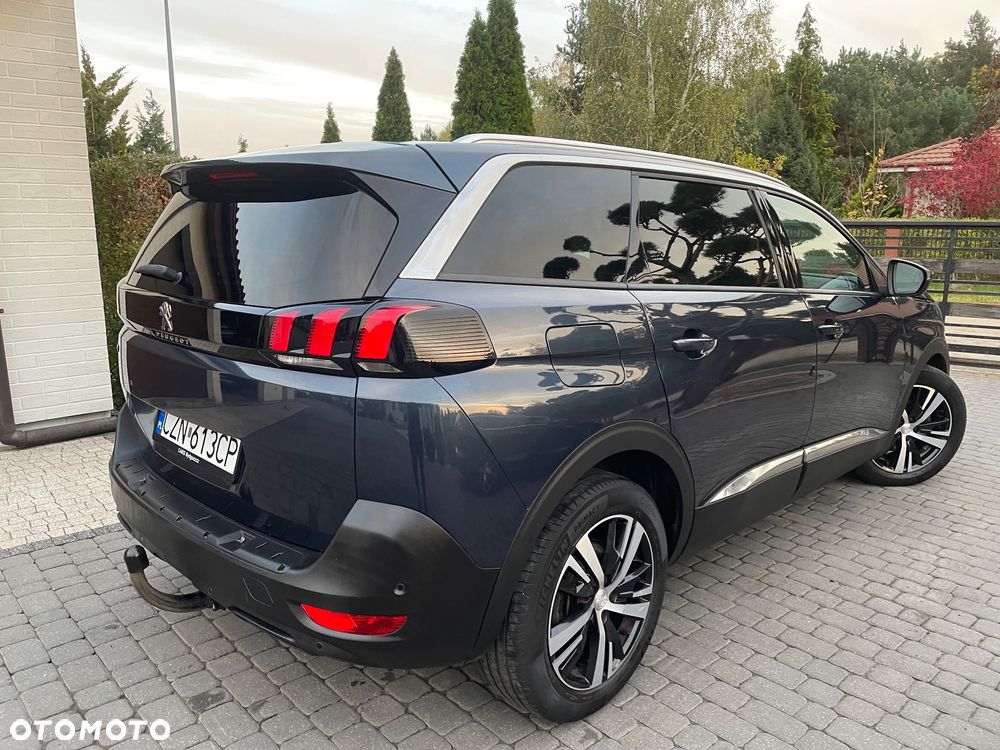 Peugeot 5008 2017