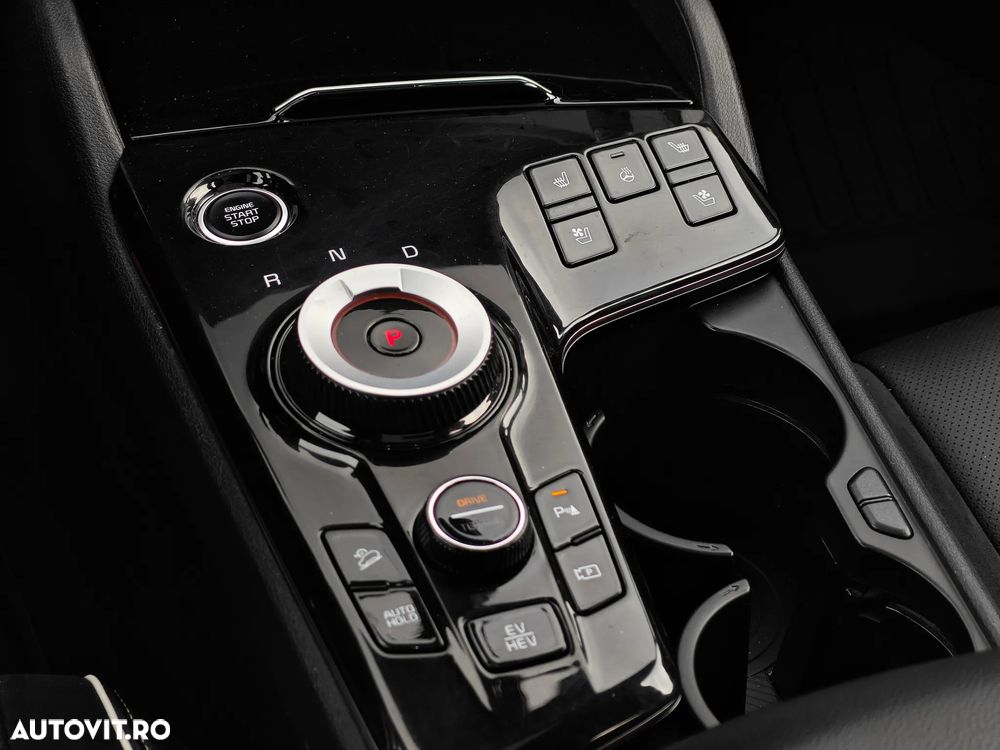 Kia Sportage 1.6 T-GDI PHEV 6AT 4x4 GT Line - 21