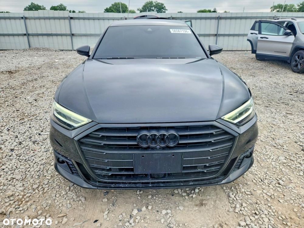 Audi A8 - 6